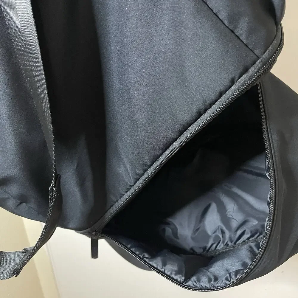 Beyond Yoga convertible gym bag black backpack with drawstring closure